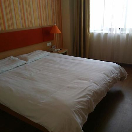 Home Inn Jiaxing Extérieur photo