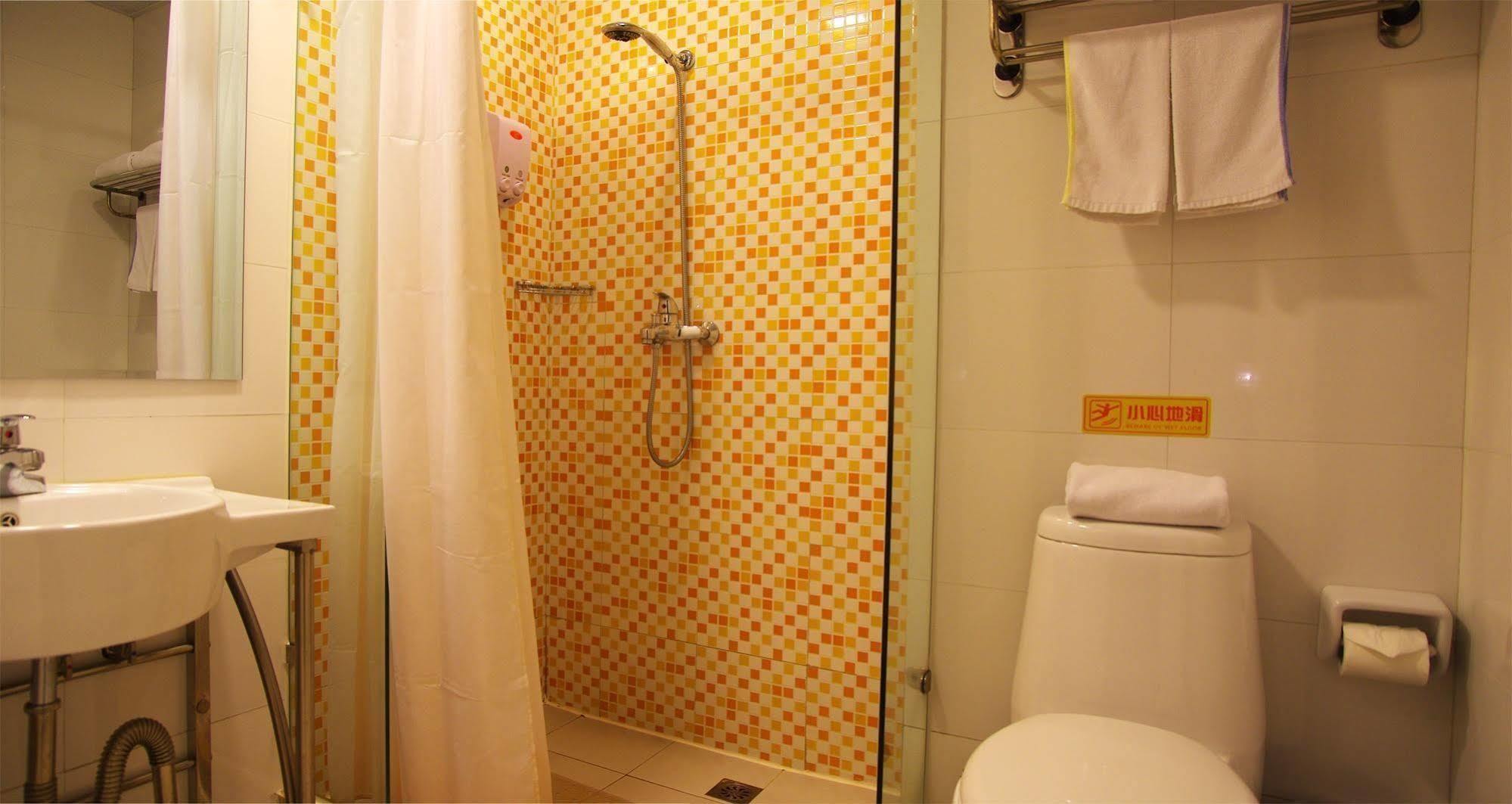 Home Inn Jiaxing Extérieur photo